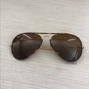 ray ban aviators